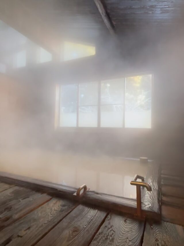 .
静止画と思いきや動画です🤭
モクモクの湯気💭と、湯船に注ぐお湯の音にぜひ癒されてください🥹