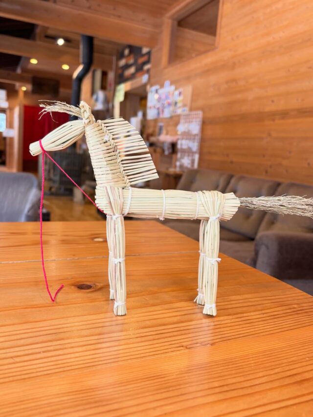 .
いつもありがとうございます😊
2026年
今年もよろしくお願い致します✨

藁細工のお馬さん🐴写真にお借りしました
¥2,000販売中です💁‍♀️