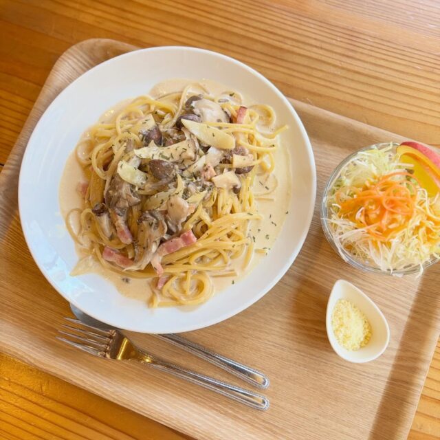 .
子安温泉の
#味噌クリームパスタ ¥950
おいしかった〜😋
きのこがたくさん入っていて大満足満腹です🥹